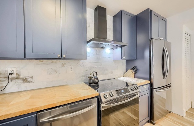 Updated Carriage House in heart of RiNo