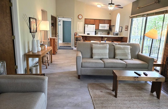 Updated! Cozy and clean two bedroom condo.