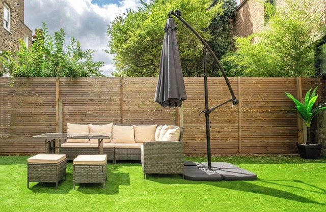 Urban Luxury Air coned 4 Bedroom 3 Bathroom Garden Apartment – Swiss Cottage NW6