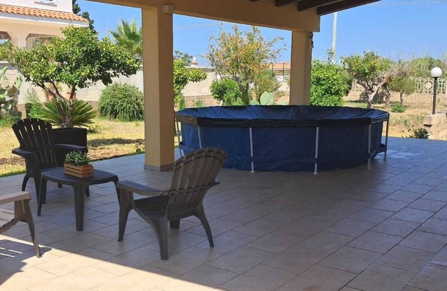 Casa de vacaciones "Casa Vacanza Il Melograno" con 2 terrazas privadas, aire acondicionado y Wi-Fi