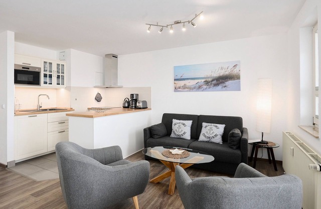 Vacation apartment/apartment for 4 guests with 43m² in Schönberger Strand (294629)