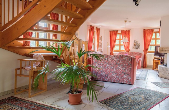 Vacation apartment Flöhatalblick in the Ore Mountains