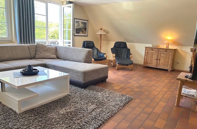 Vacation apartment/apartment for 6 guests with 75m² in Prerow (265006)