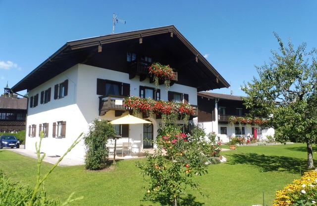 Apartamento de vacaciones Wennesz 2 en el lago Chiemsee con balcón orientado al sur