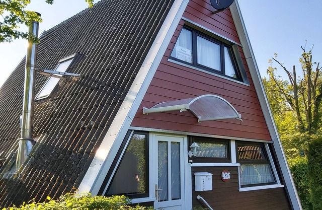 Casa, cerca de la playa, WiFi y amplio jardín.