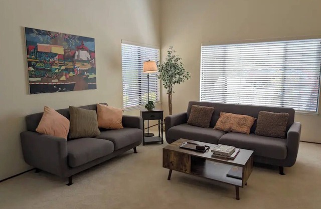 Vacation home just 19 minutes from San Francisco Bay