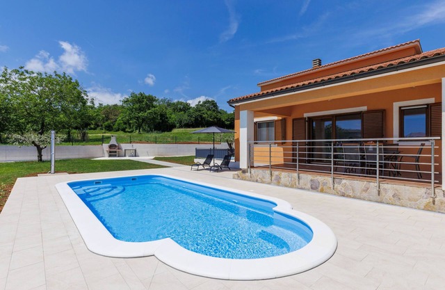 Casa de vacaciones Tina by Interhome