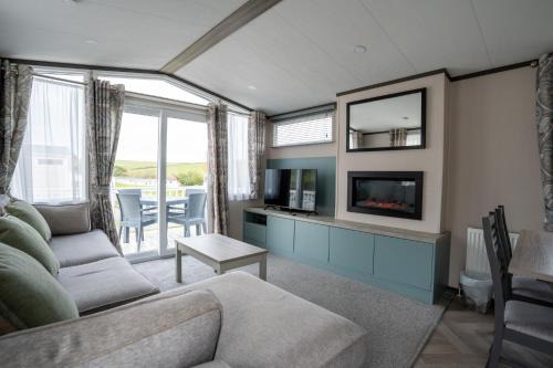 Valley View - Newquay Bay Resort near Porth Beach