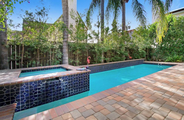 Velvet and Brass Cozy Four Bedroom Poolside & Hot Tub Retreat