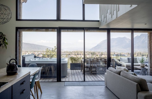 Venez Chez Vous Luxueux chalet avec vue imprenable