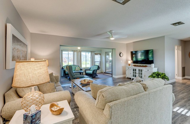Venice Residence: 6 Mi to Manasota Key Beach!