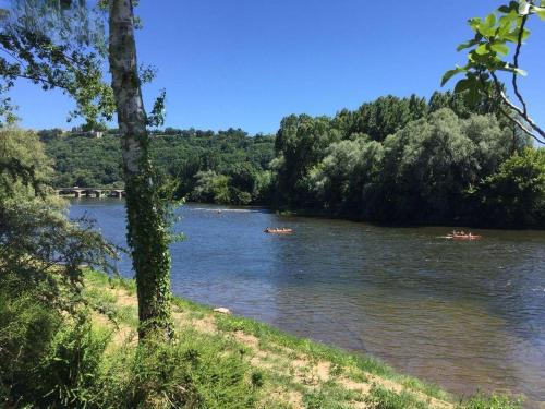 Verte Rive – Maison climatisée en bord de Dordogne