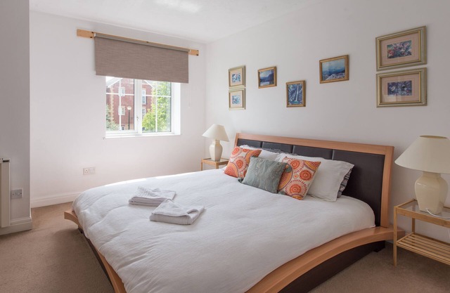 Propiedad muy grande y extremadamente cómoda en el corazón de Cardiff Bay