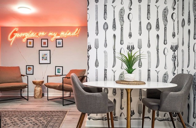 Vibrant 3BD in SylvanHills Near Southside Beltline