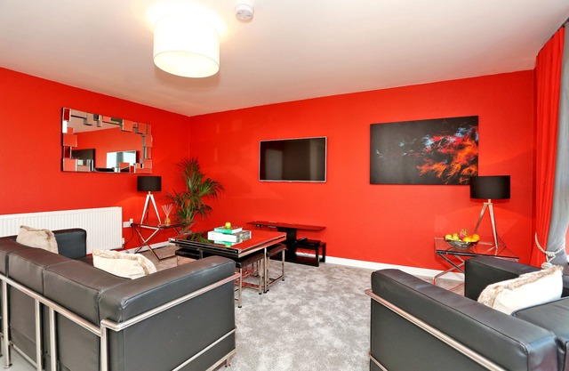 Vibrant Home in Aberdeen, Scotland