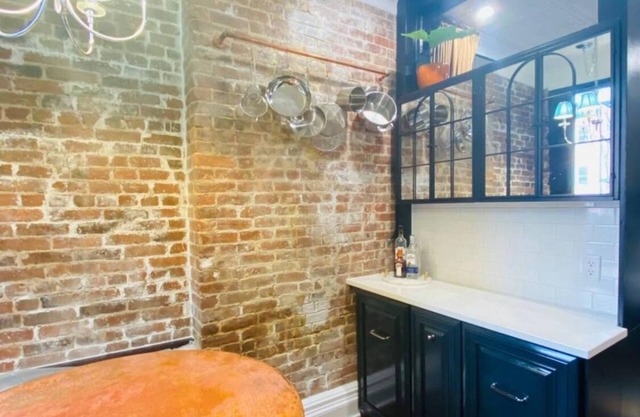 Vibrant Studio Apartment in Hoboken