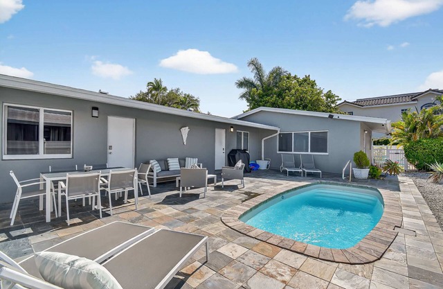 Victoria Park's Secret Estate