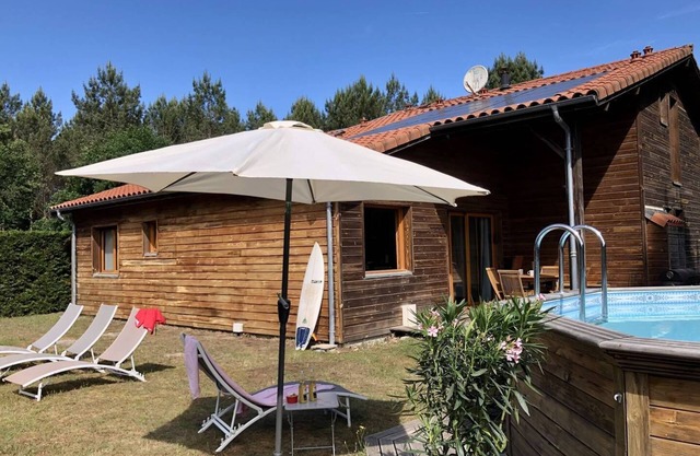 VIELLE SAINT GIRONS PEQUENA CASA ADOSADA entre bosque y mar