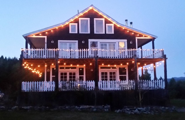 Vistas, vistas, vistas - Casa rústica céntrica en el corazón de las secoyas