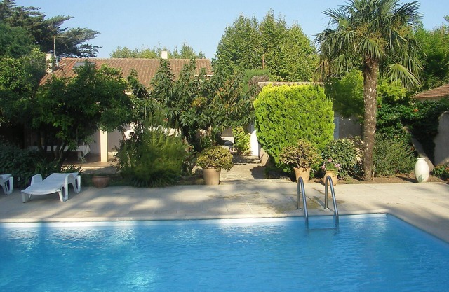 Villa 8 p 300m playas y puerto, piscina privada, anexo, 135m2, 1100m2, cerrado