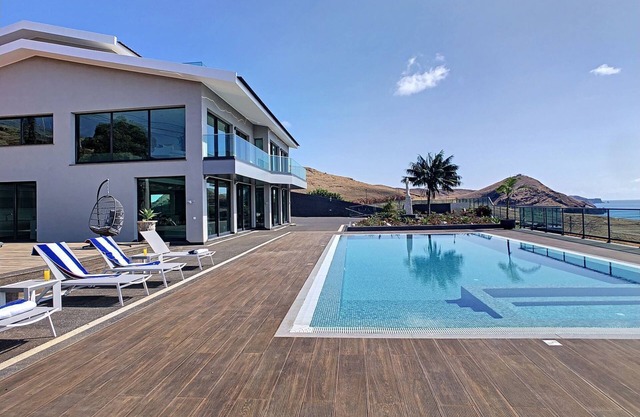 Villa Bahari - Cinco Habitaciones Casa, Capacidad 10