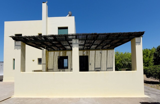 Villa junto al mar en Gennadi
