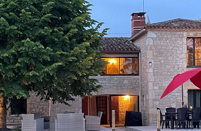 Villa de Caractère Avec Piscine