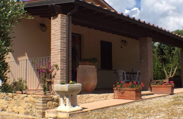 Villa dei Fiori Margherita Enclosed garden, Private Pool, PET FRIENDLY