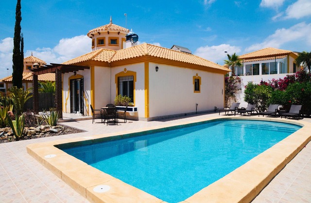 Villa 'Ensueno con piscina privada' con piscina privada, Wi-Fi y aire acondicionado