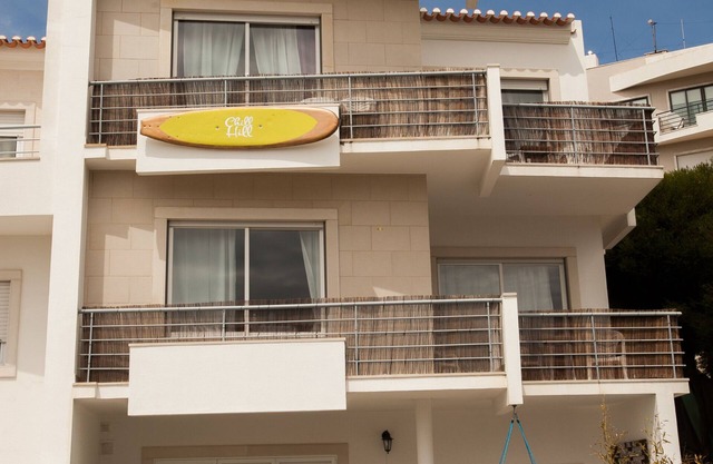 Villa: Ericeira Chill Hill Hostel & Private Rooms