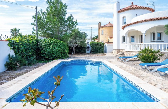 Villa 'Flor' con vistas al mar, piscina privada y Wi-Fi