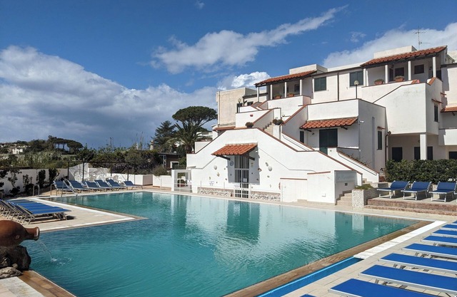 Villa Gilda, silence and relaxation Forio Island of Ischia app. "D"