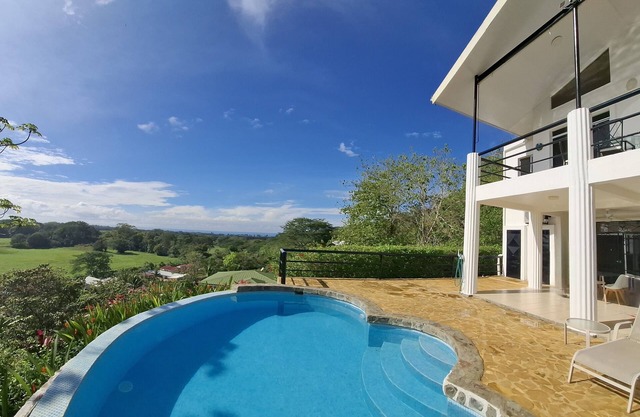 Villa Hermosa Claudia - Nature and relaxation with sea view, only 5 min. to the beach