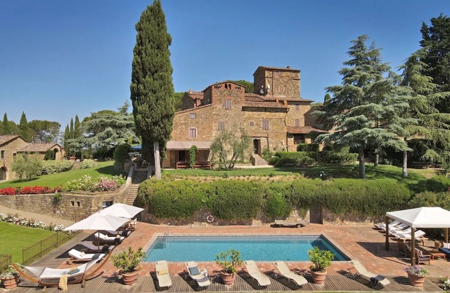 Villa en Piazza con 11 habitaciones, capacidad 20