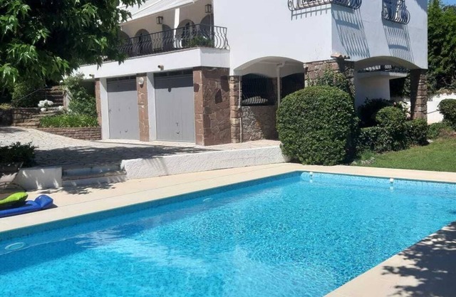 Villa in the gulf of Saint Tropez with private pool close to the beach