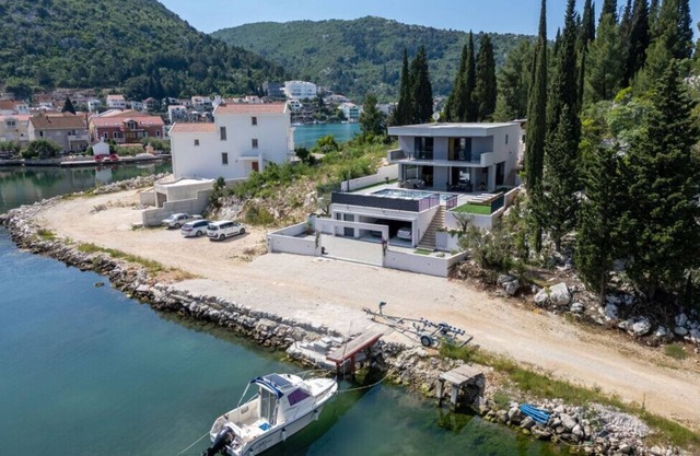 Villa Juma by Villas Guide