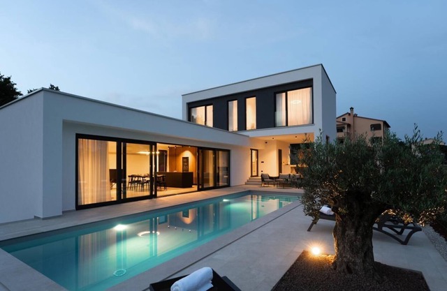 Villa Karbula (96734-K1) - Porec