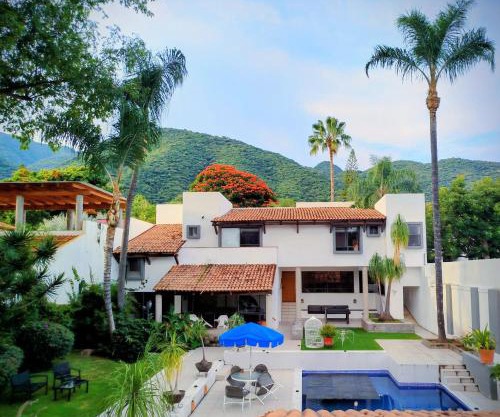 Villa La Floresta Alojamiento Exclusivo 10 Personas Alberca Templada