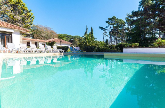 Villa Maxima - Villa for 14 persons+2 extra beds, located in Sintra Natural Park