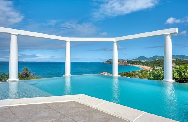 Villa Nid D'Amour Fall Incentive | Ocean View - Located in Stunning Terres Basses with Private Pool
