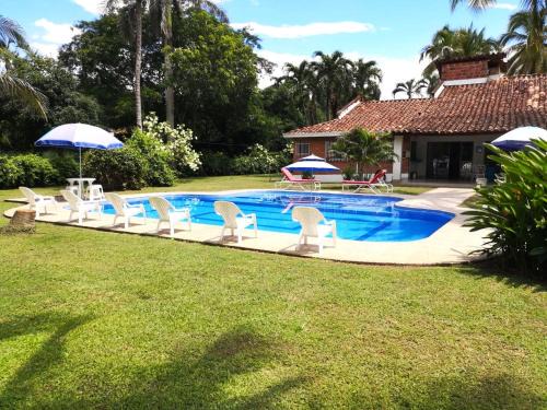 Villa Privada con entrada y salida 100 por ciento flexible