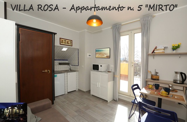 VILLA ROSA - Apartamento n. 5 "MYRTLE" (2 camas):