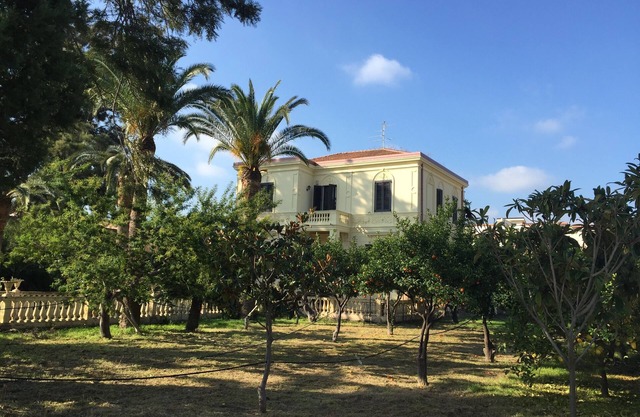 Villa Russo - Historic home