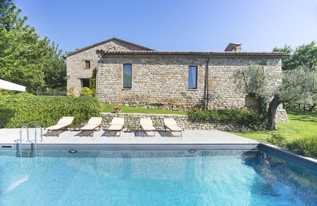 Villa Savini - Cuatro Habitaciones Villa, Capacidad 8