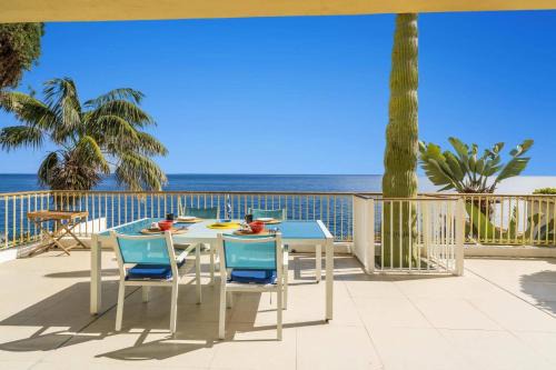 Villa Sea Shore by Villa Plus