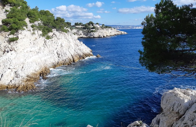 Chalet, vista al mar con piscina climatizada 30°.