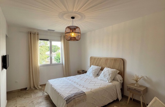 Villa Sous l'Olivier de Provence. Moderna, familiar y cerca de Aviñón.