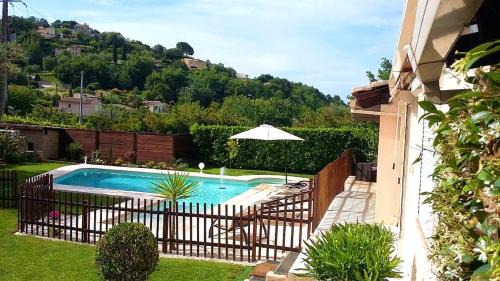 Villa spacieuse avec piscine privée à La Gaude