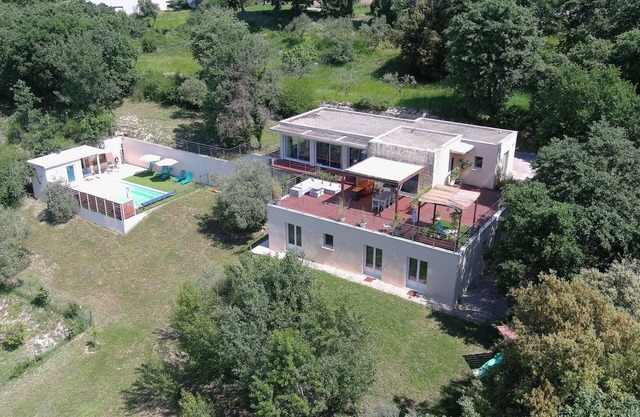 Villa contemporánea 230 m2 vista panorámica de las Cévennes