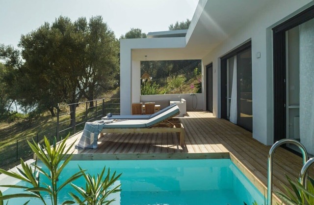 Villa Theresa Summary